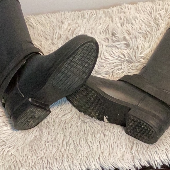 Suzy Shier black rain boots size 7 - Picture 5 of 8